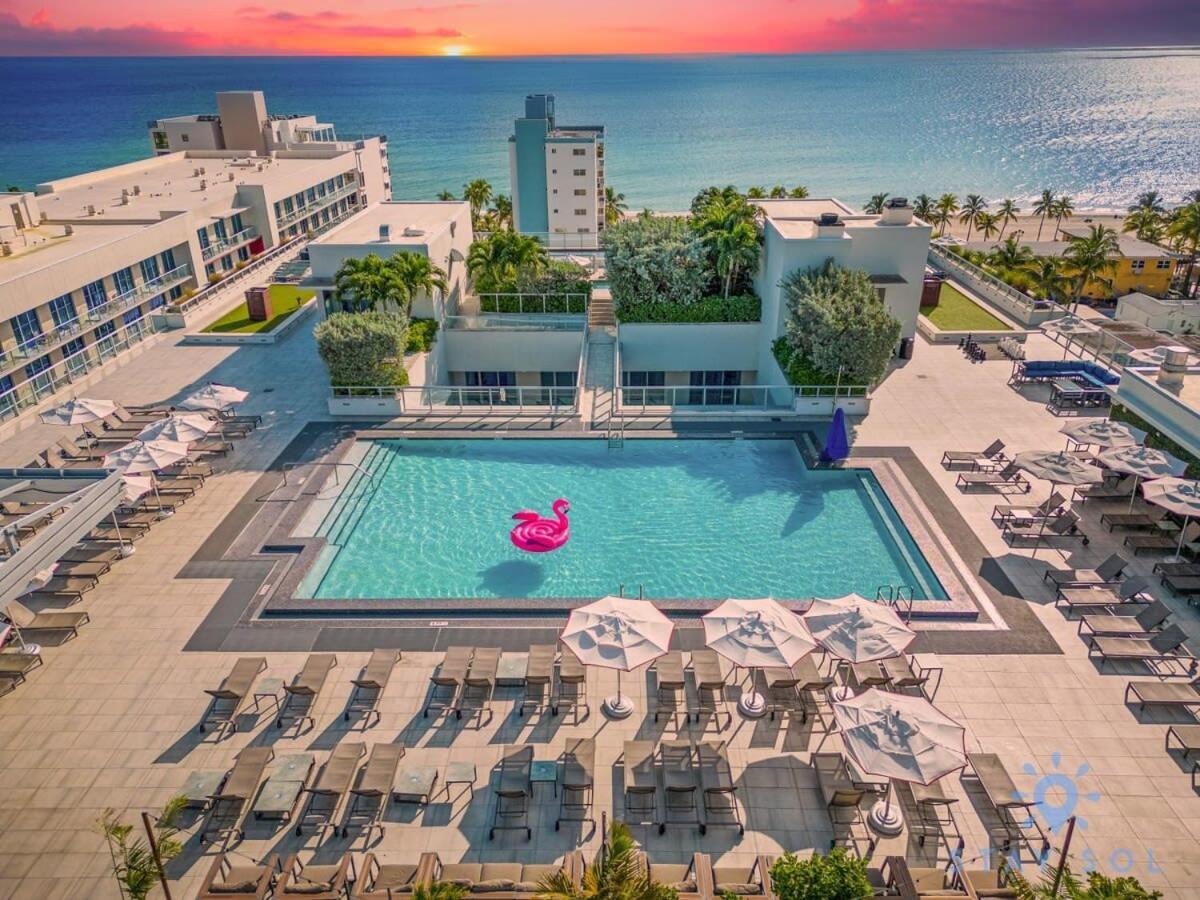 Tropical Oasis - Rooftop Pool- Near Beach - Gym Hollywood Eksteriør billede