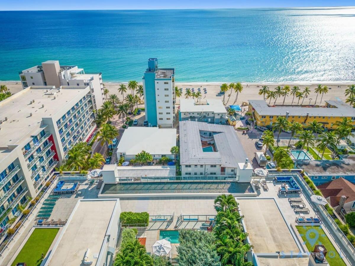 Tropical Oasis - Rooftop Pool- Near Beach - Gym Hollywood Eksteriør billede